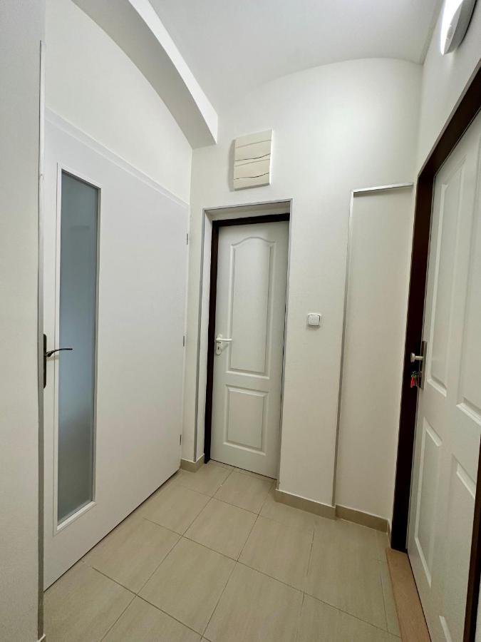 Tuan Long Apartments 亚希莫夫 外观 照片